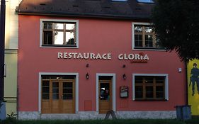 Gloria